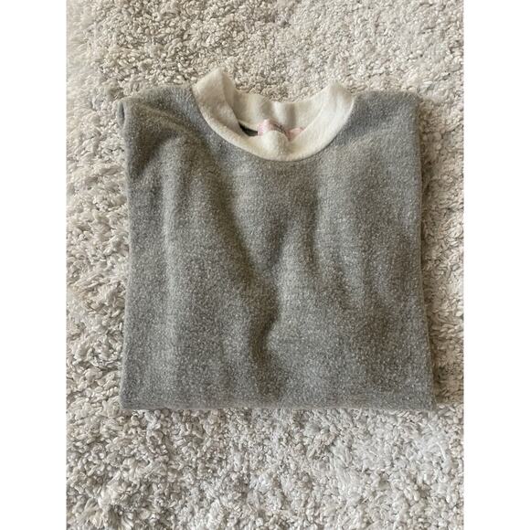 Moa Moa Girls Sz. XL Gray & White Sweater. So Soft. Comfortable - Picture 8 of 8
